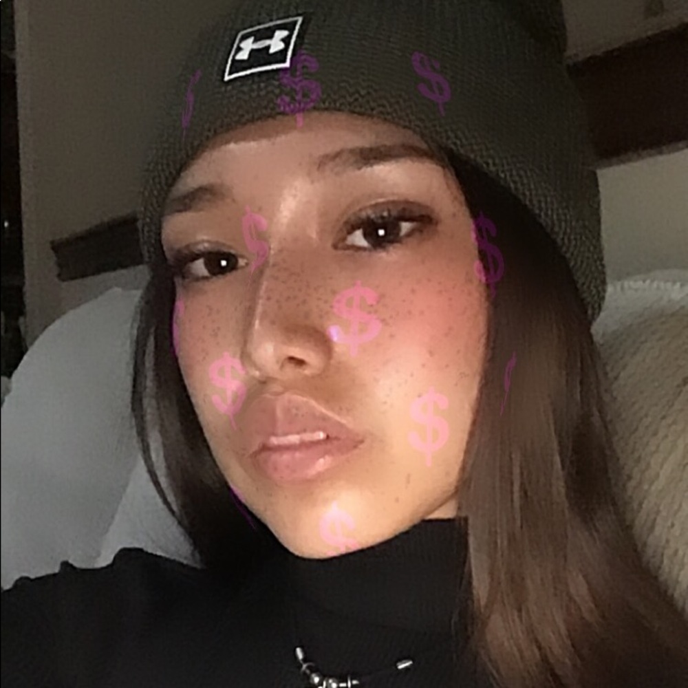 Meet your Posher, Neena